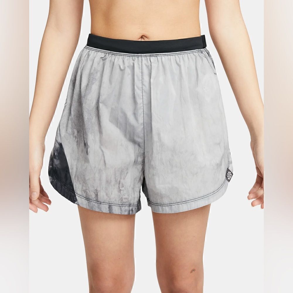NikeTrail Repel Shorts Running Mid-Rise 3" Lined Gray